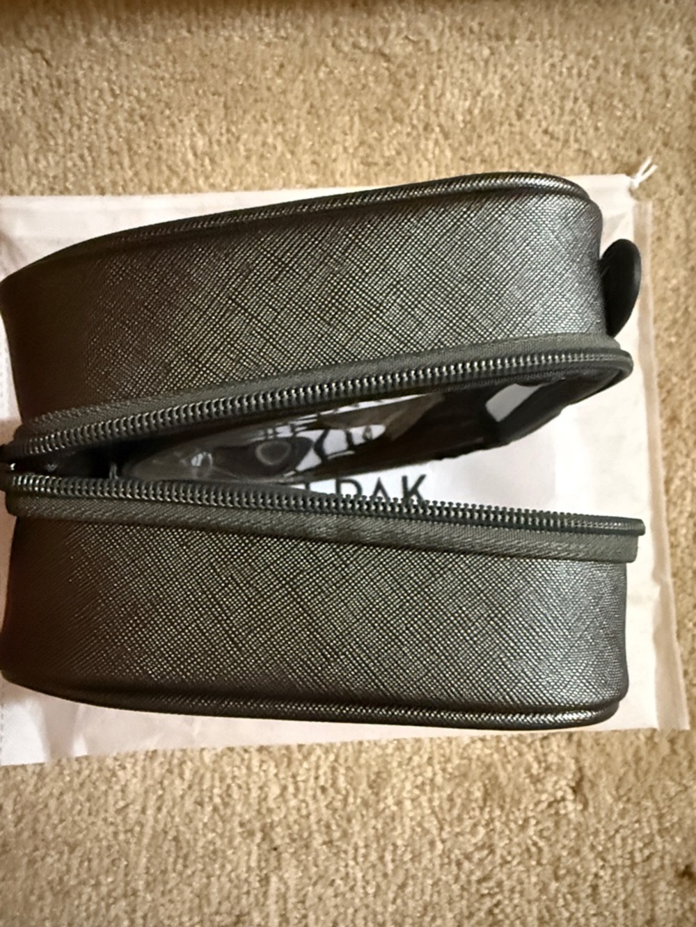 New CALPAK Small Clear Cosmetic Travel Case - Steel - Picture 9 of 13